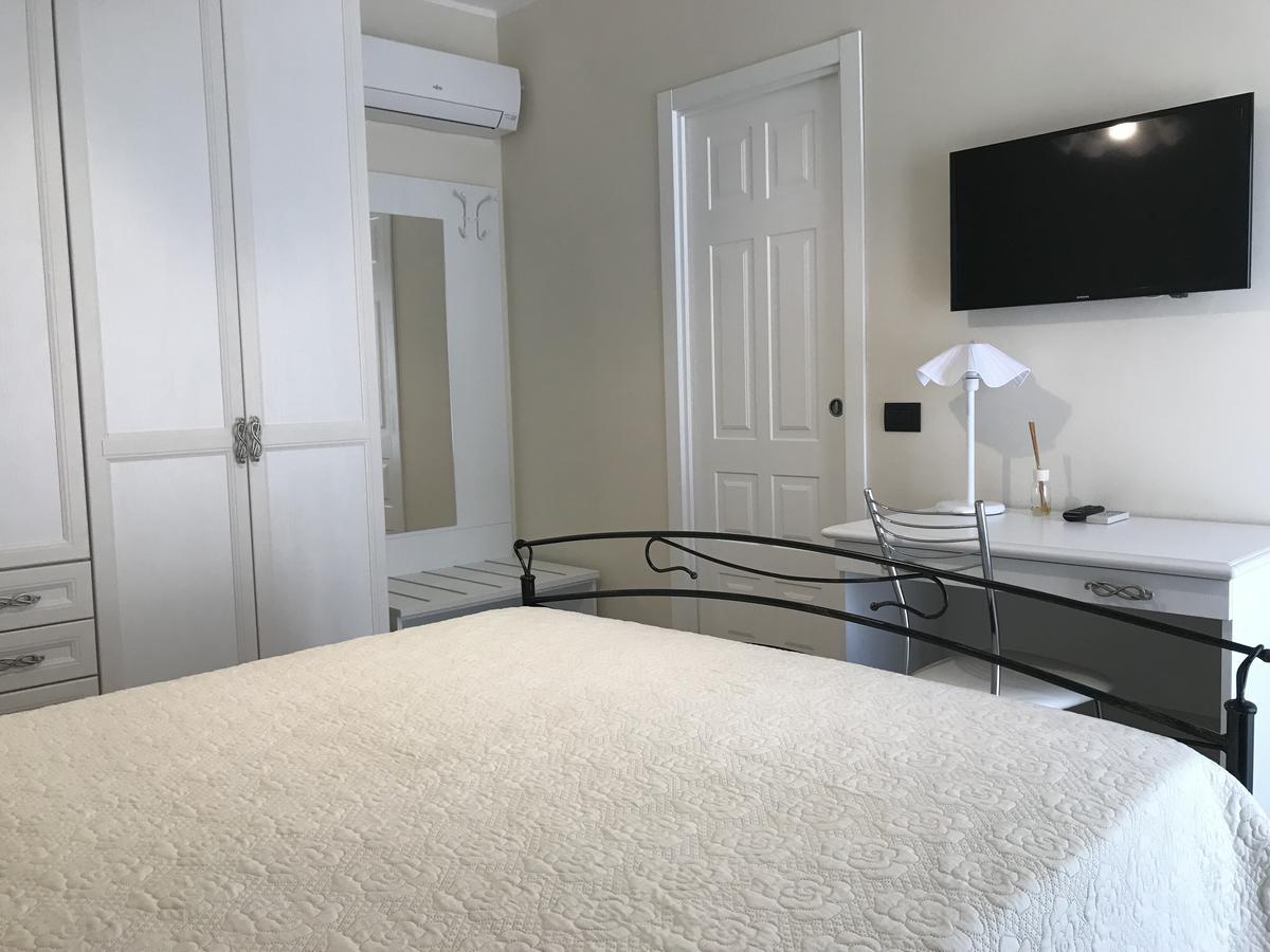 Bed And Breakfast Sun Wine Таранто Екстер'єр фото